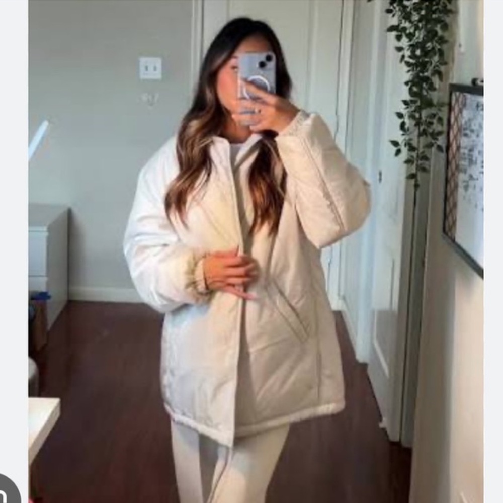 NEW Aritzia Tna Coaches Jacket Limited Edition Matte Pearl Oversized XXS